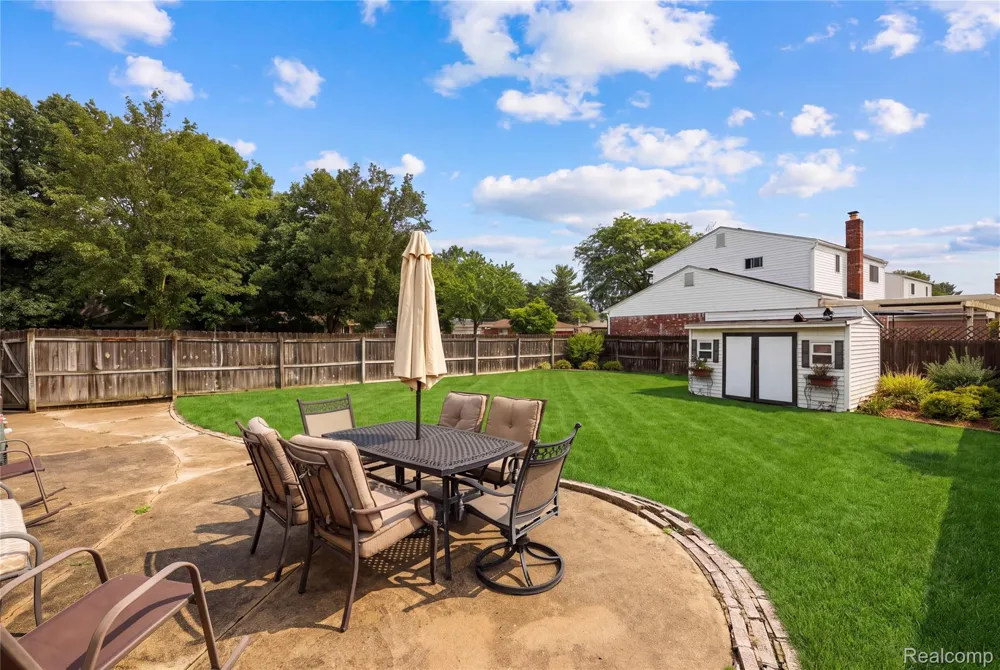 41764 Tetley Drive Sterling Heights City, MI 48313