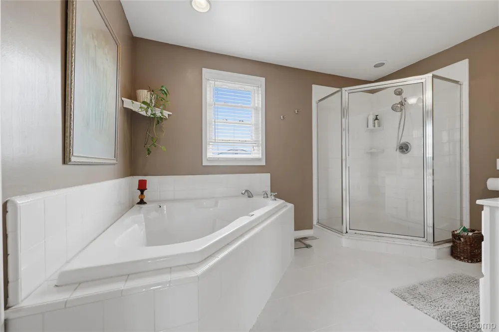 41764 Tetley Drive Sterling Heights City, MI 48313