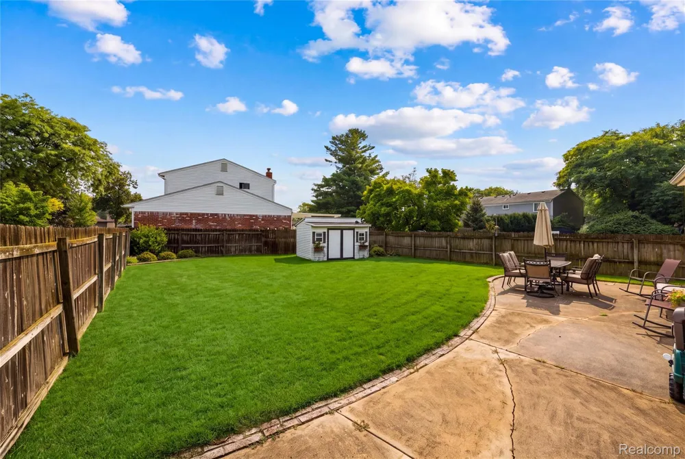 41764 Tetley Drive Sterling Heights City, MI 48313