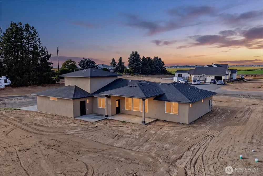 2007 W Joanna Lane Othello, WA 99344