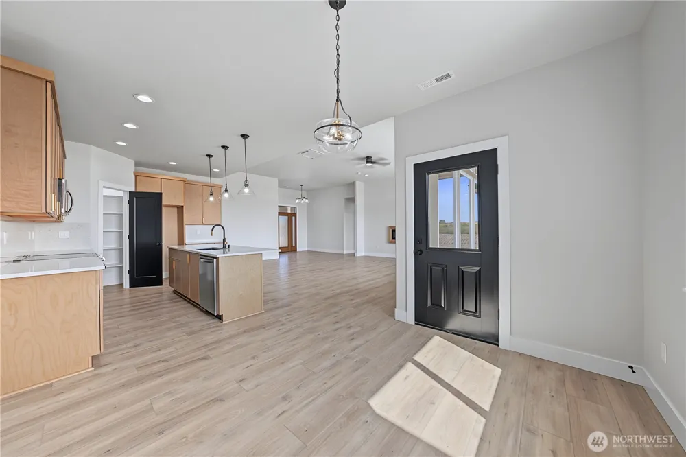 2007 W Joanna Lane Othello, WA 99344
