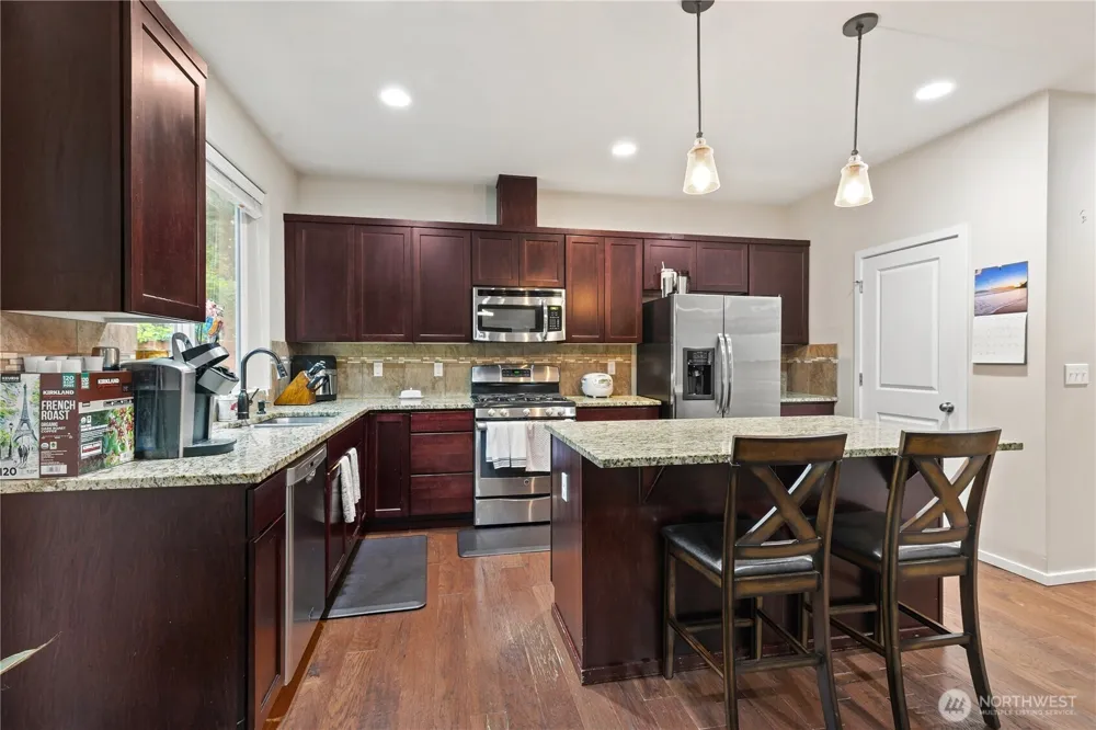7911 49th Street NE Marysville, WA 98270