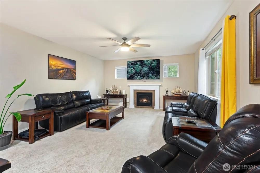 7911 49th Street NE Marysville, WA 98270