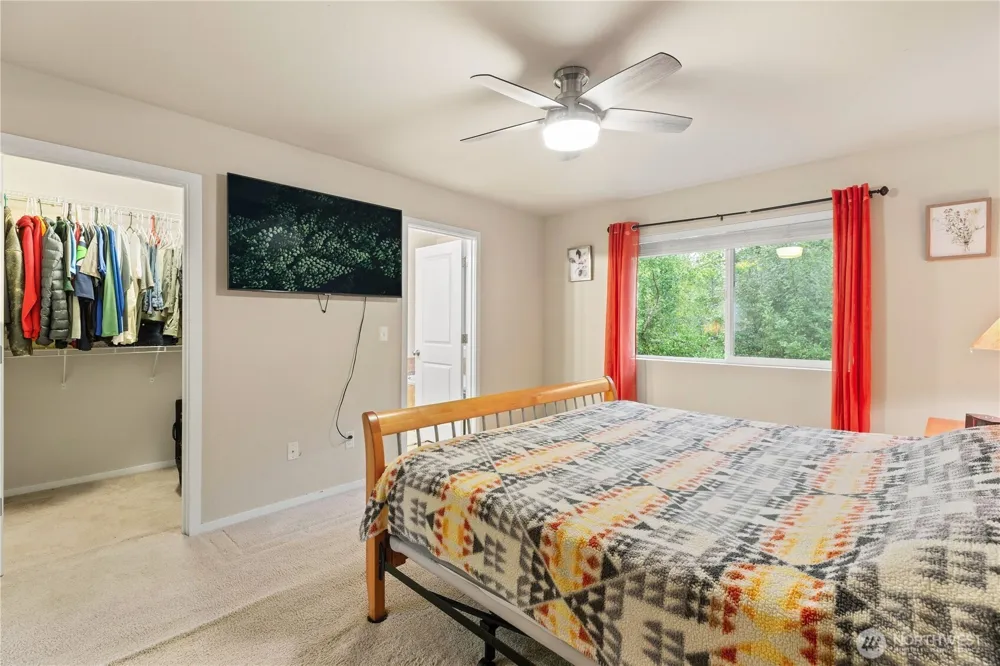 7911 49th Street NE Marysville, WA 98270