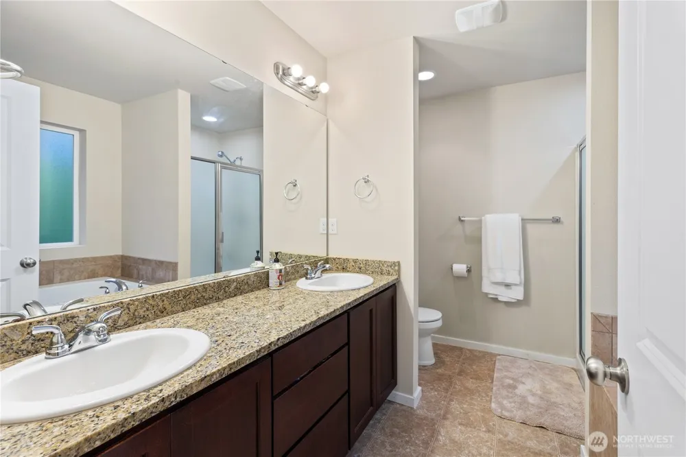 7911 49th Street NE Marysville, WA 98270