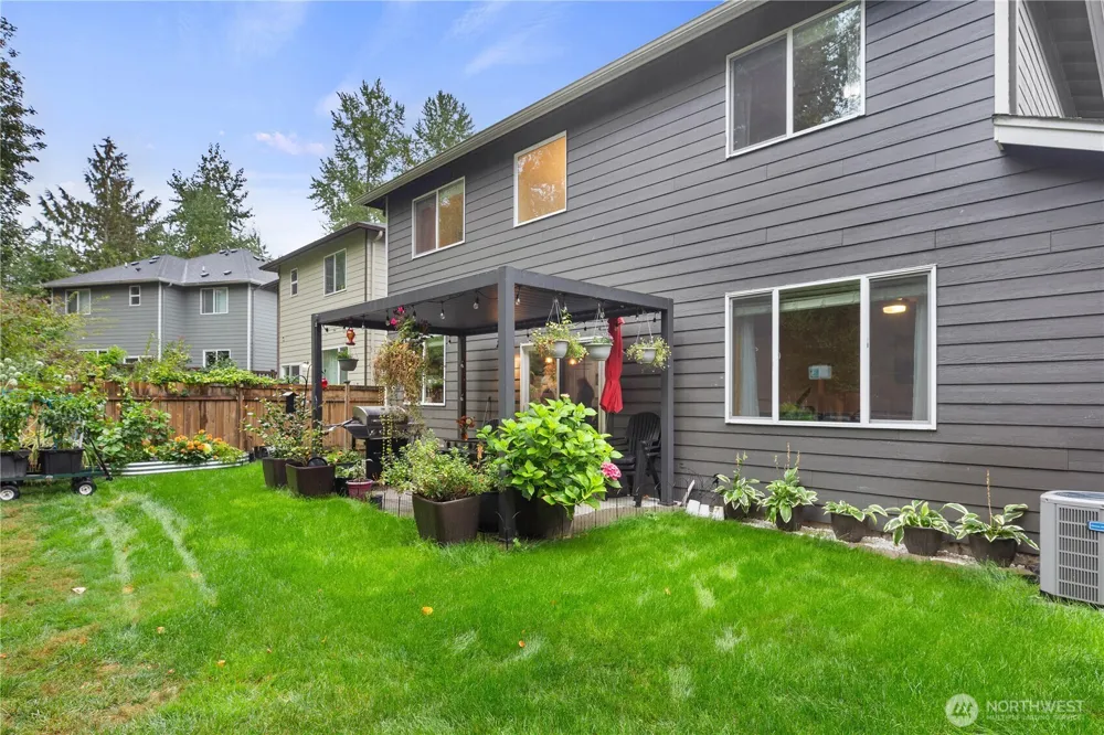 7911 49th Street NE Marysville, WA 98270