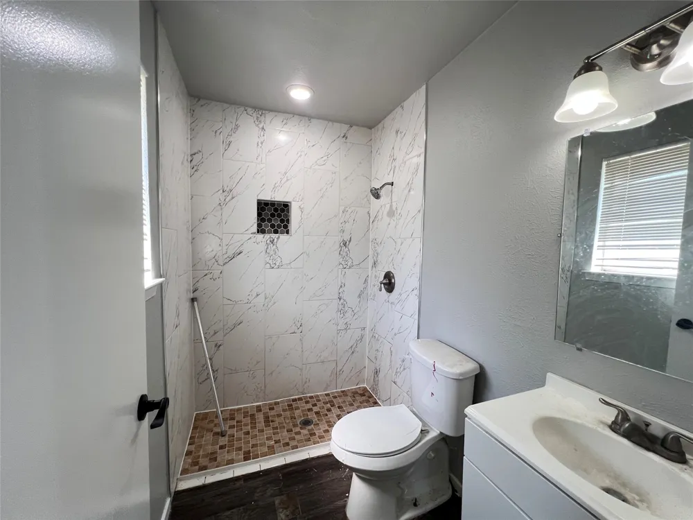 4114 Ladale Drive Dallas, TX 75212