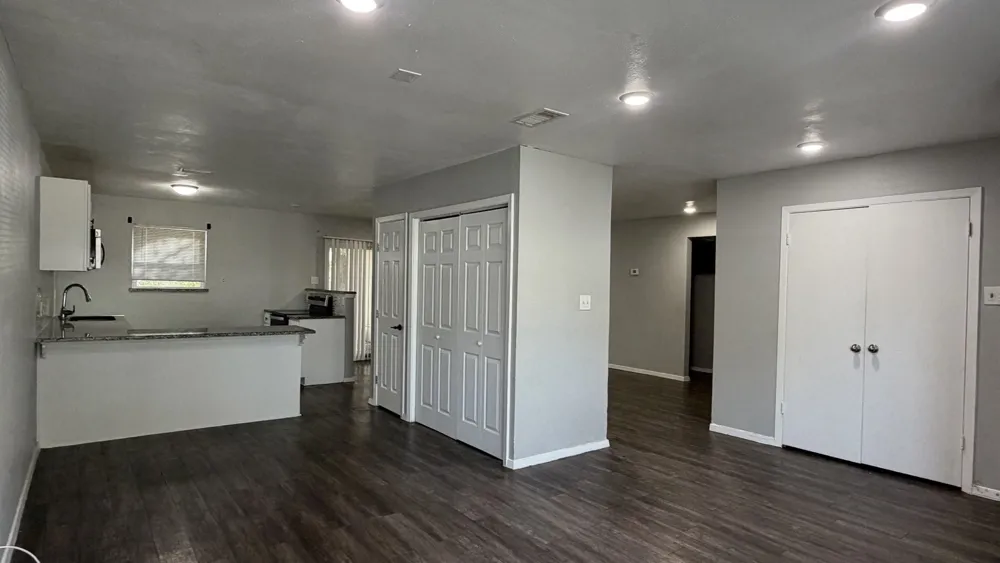 4114 Ladale Drive Dallas, TX 75212