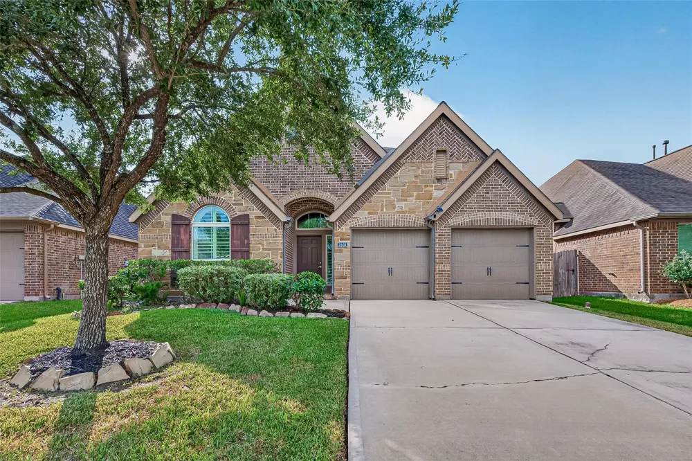 2608 Mountain Sage Drive Pearland, TX 77584