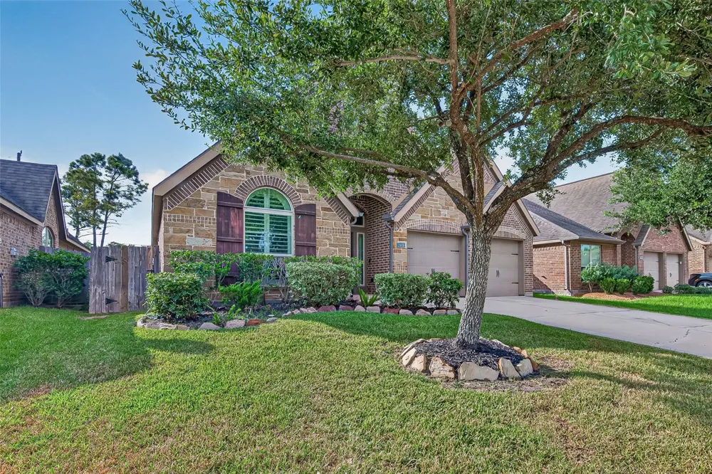 2608 Mountain Sage Drive Pearland, TX 77584