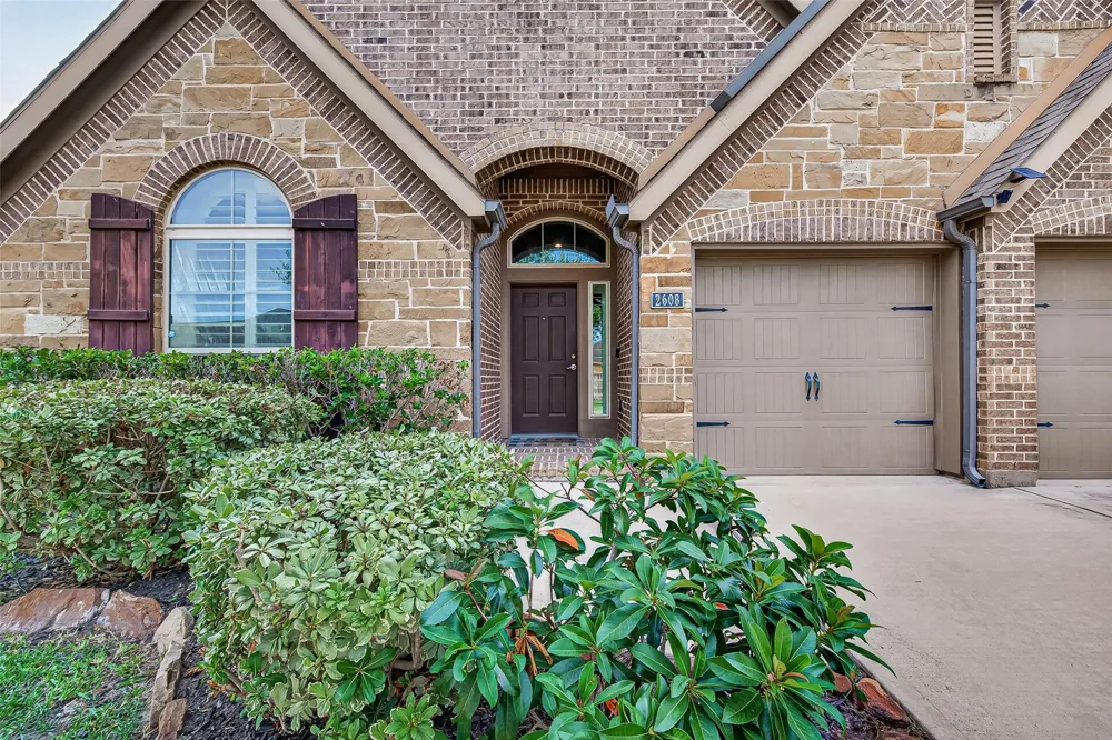 2608 Mountain Sage Drive Pearland, TX 77584