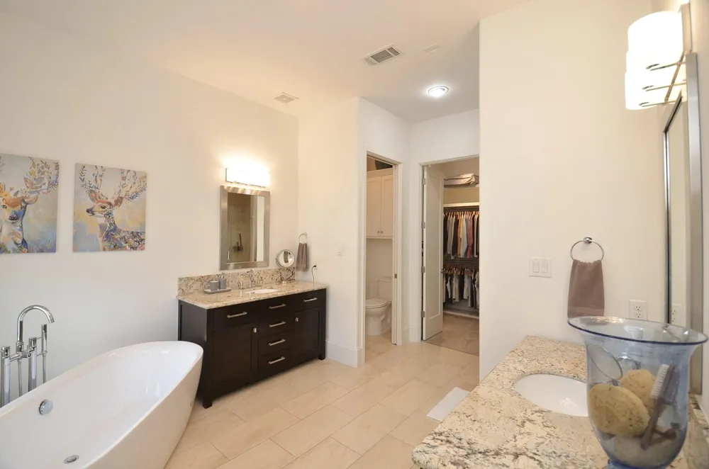 11027 Jardin Des Circle Houston, TX 77043