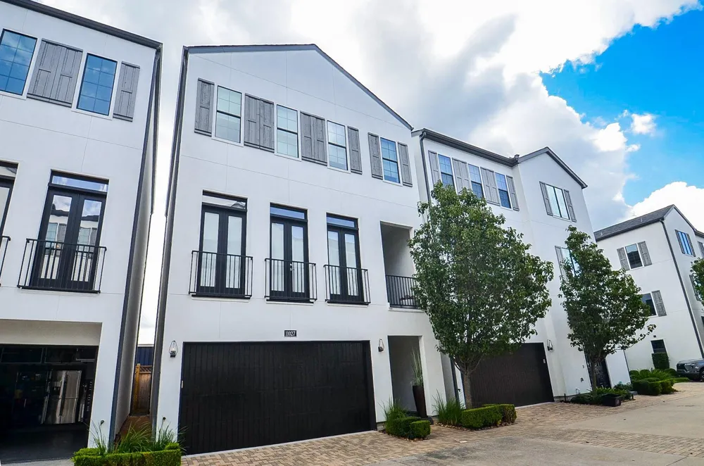 11027 Jardin Des Circle Houston, TX 77043