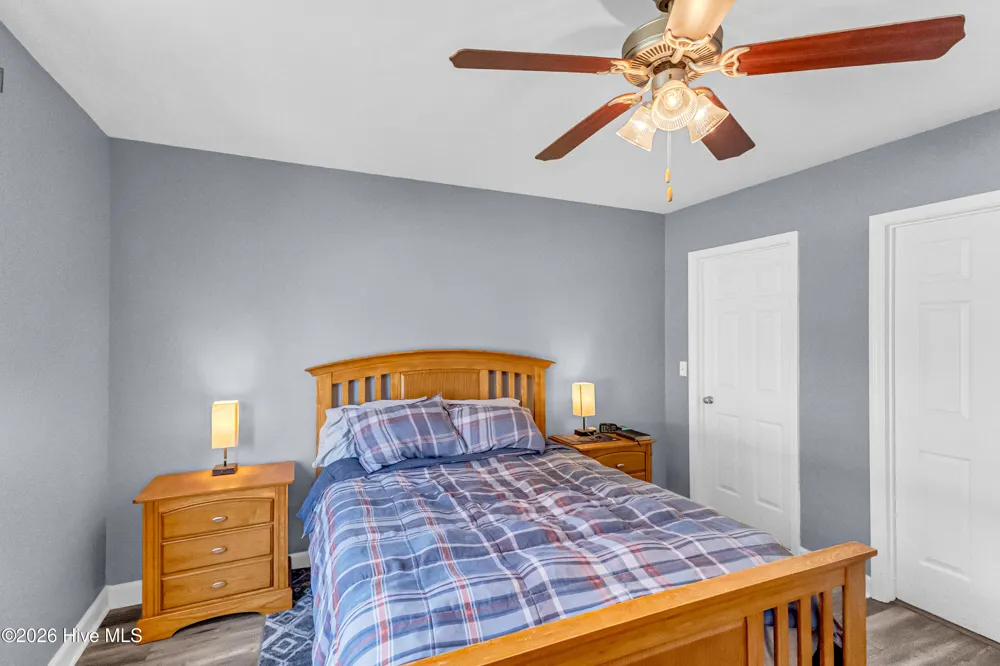 196 Pine Hollow Road Holly Ridge, NC 28445