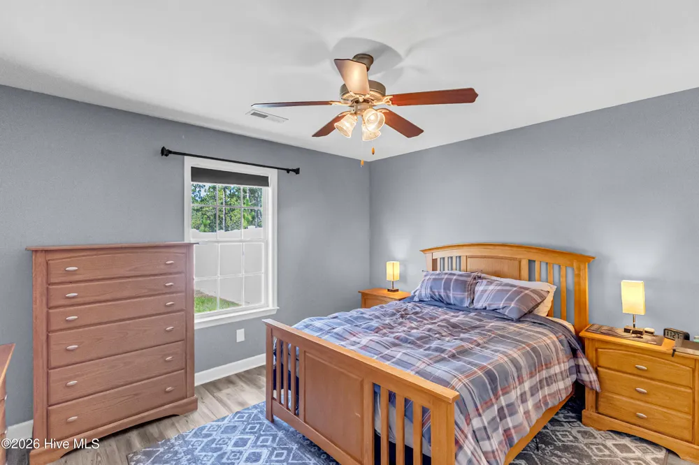 196 Pine Hollow Road Holly Ridge, NC 28445