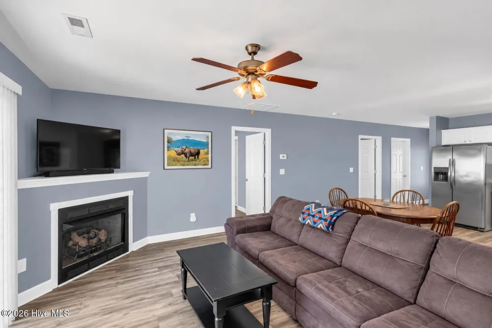 196 Pine Hollow Road Holly Ridge, NC 28445