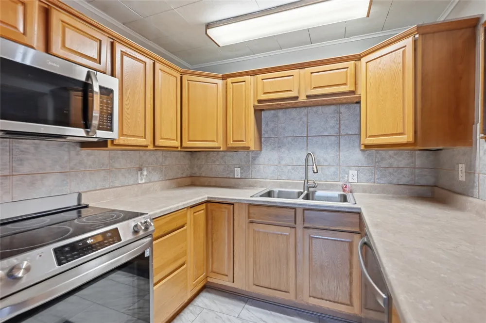 1217 Oklahoma Avenue Claremore, OK 74017