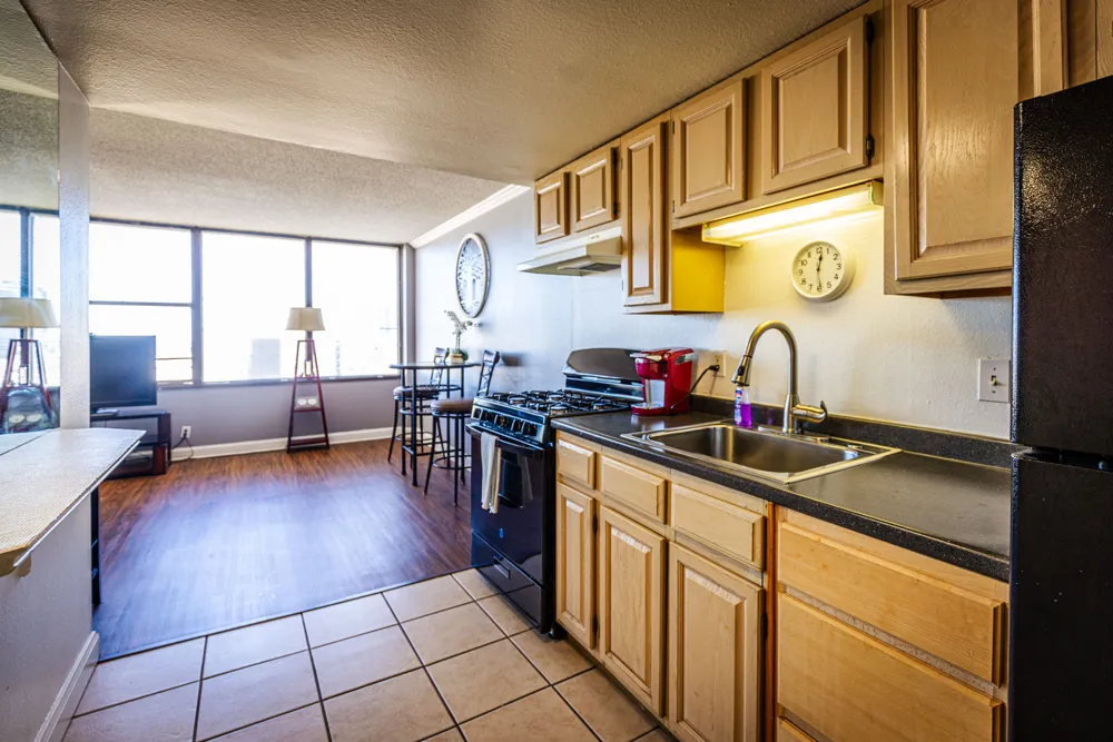 450 W 7th Street #1601 Tulsa, OK 74119