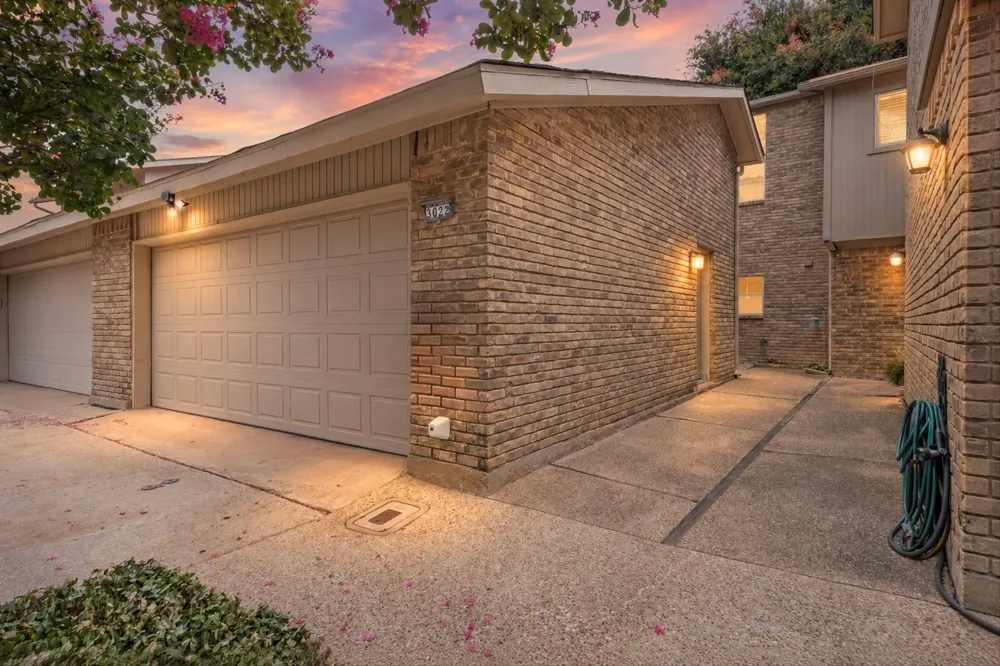 3022 East Park Drive Garland, TX 75044