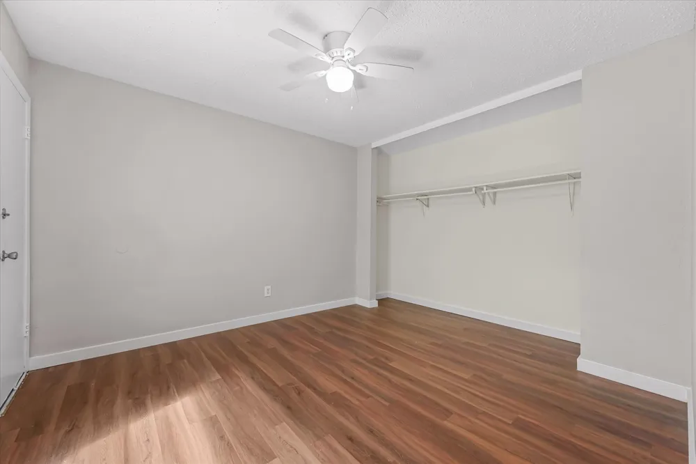 3022 East Park Drive Garland, TX 75044