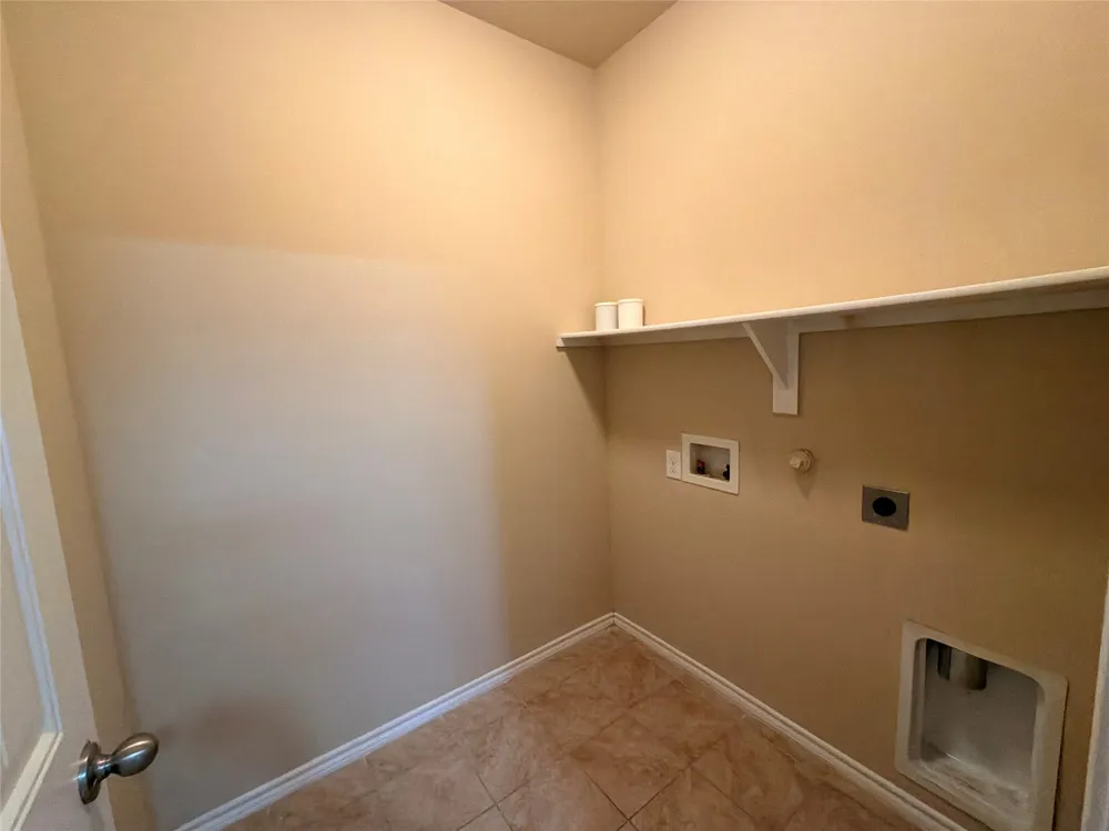 1137 Colchester Court Fort Worth, TX 76134