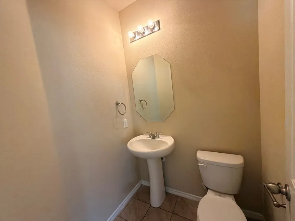 1137 Colchester Court Fort Worth, TX 76134