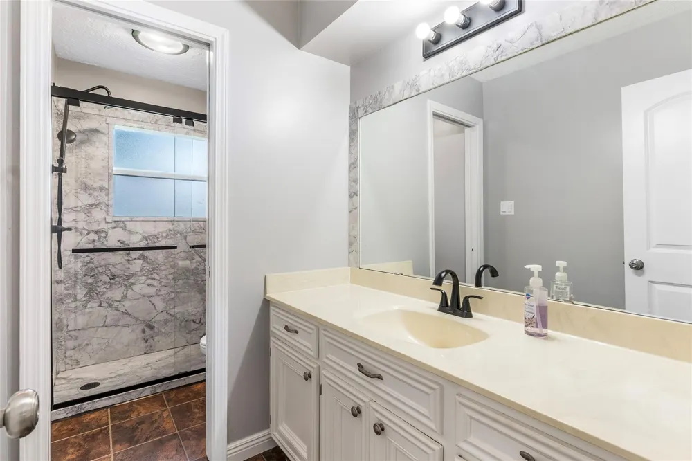3503 Quail Circle Sealy, TX 77474