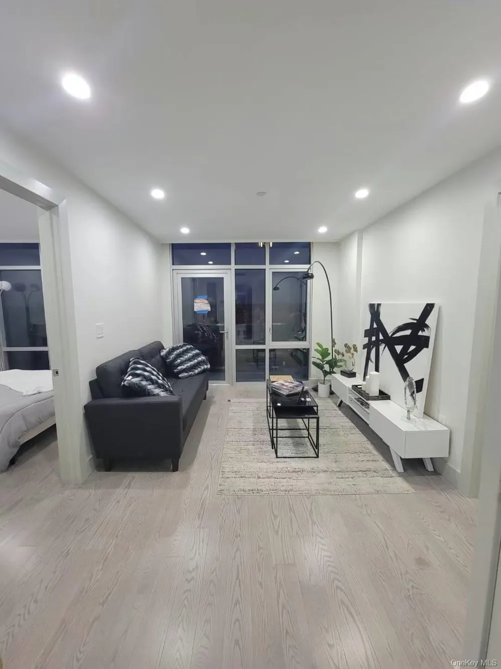 41-62 Bowne Street #12H Flushing, NY 11355