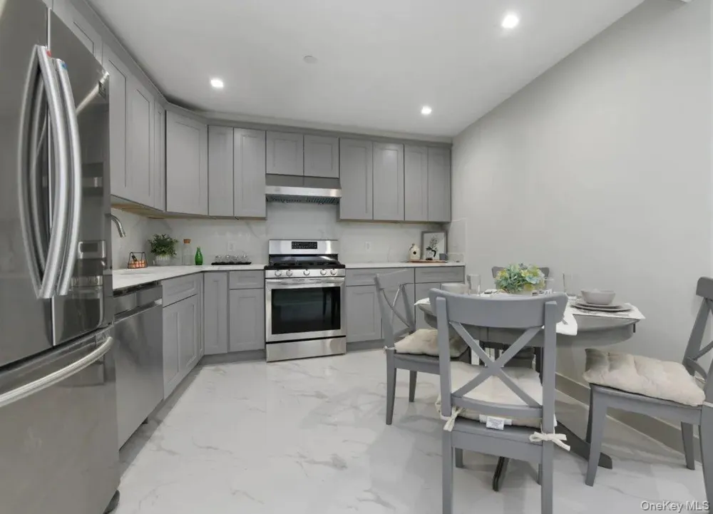 41-62 Bowne Street #12H Flushing, NY 11355