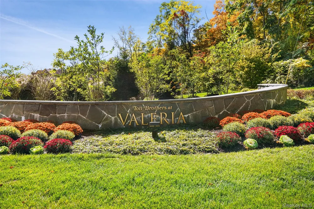 13 Deforest Drive Cortlandt Manor, NY 10567