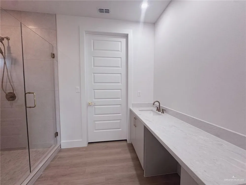 3825 W Zimmerius Avenue McAllen, TX 78504