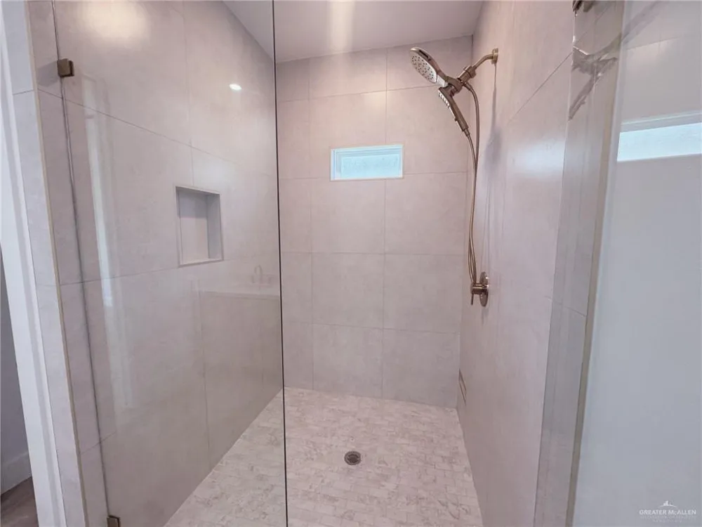 3825 W Zimmerius Avenue McAllen, TX 78504