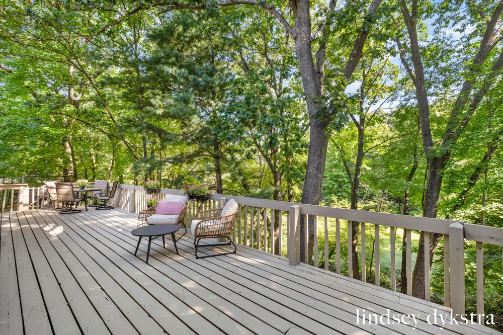 7395 Whispering Ridge Street SE Grand Rapids, MI 49546