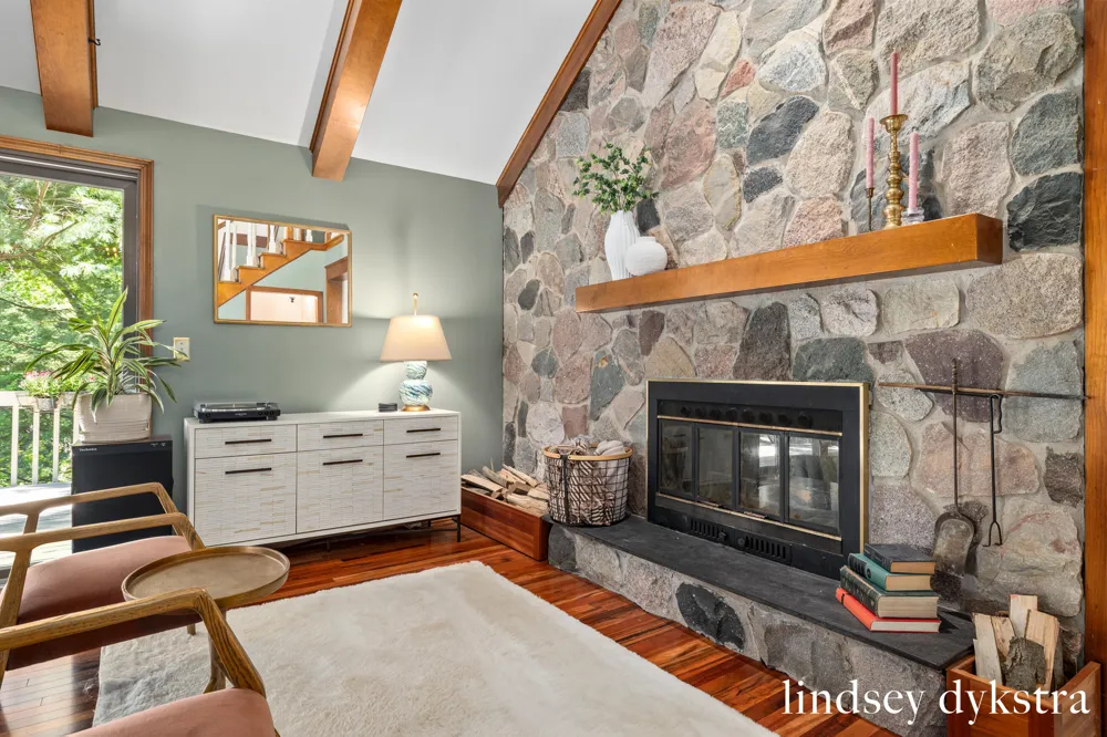 7395 Whispering Ridge Street SE Grand Rapids, MI 49546