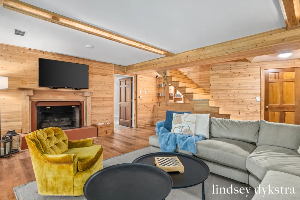 7395 Whispering Ridge Street SE Grand Rapids, MI 49546