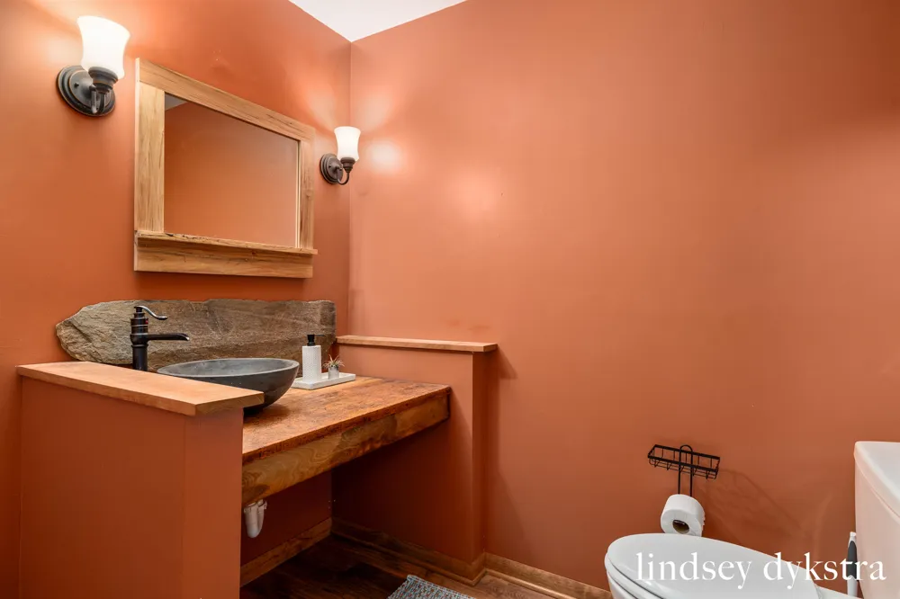 7395 Whispering Ridge Street SE Grand Rapids, MI 49546