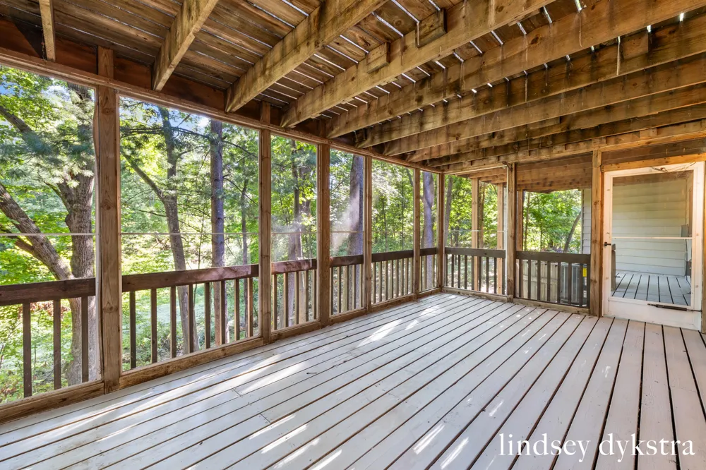 7395 Whispering Ridge Street SE Grand Rapids, MI 49546