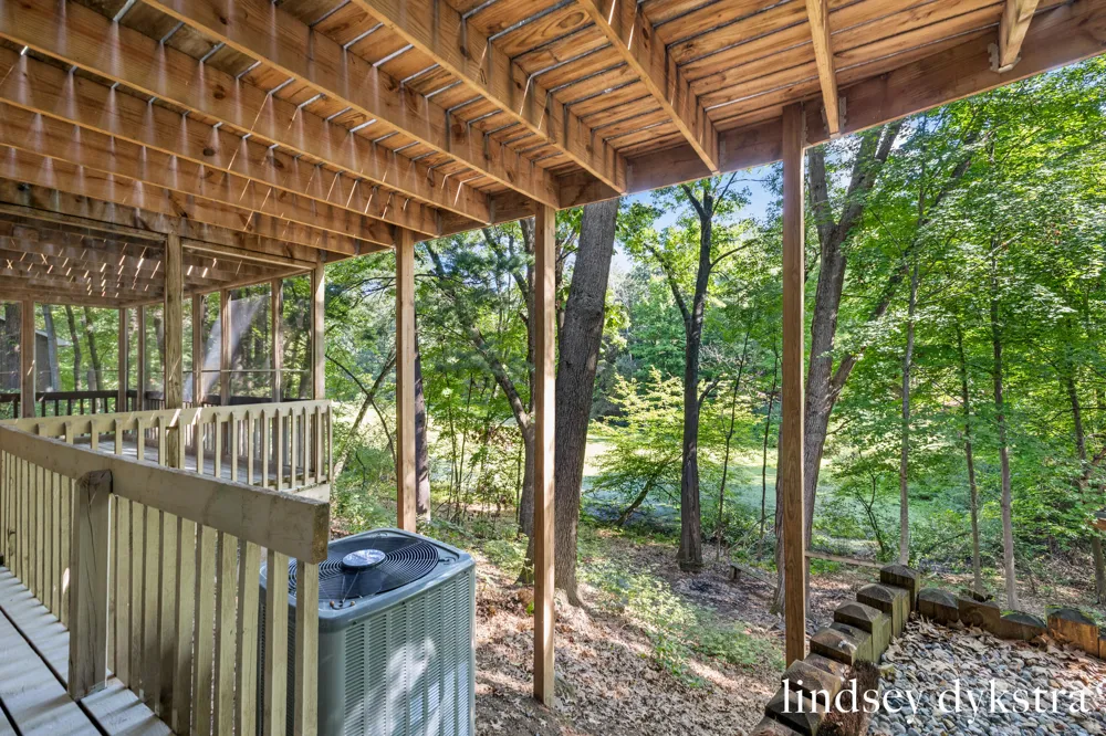 7395 Whispering Ridge Street SE Grand Rapids, MI 49546