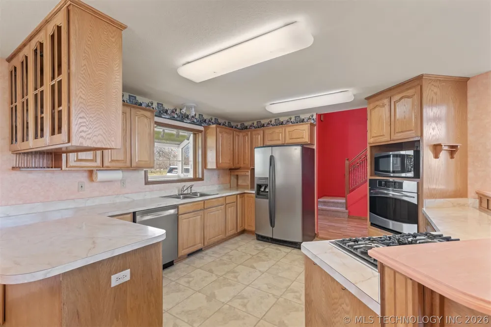 29612 E 32nd Street S Broken Arrow, OK 74014