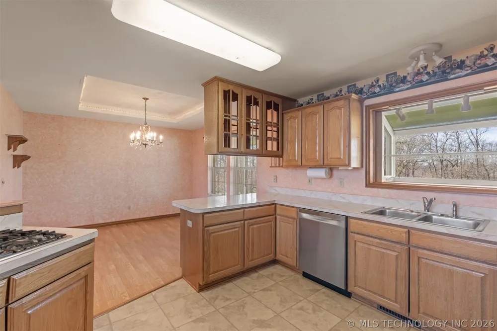 29612 E 32nd Street S Broken Arrow, OK 74014