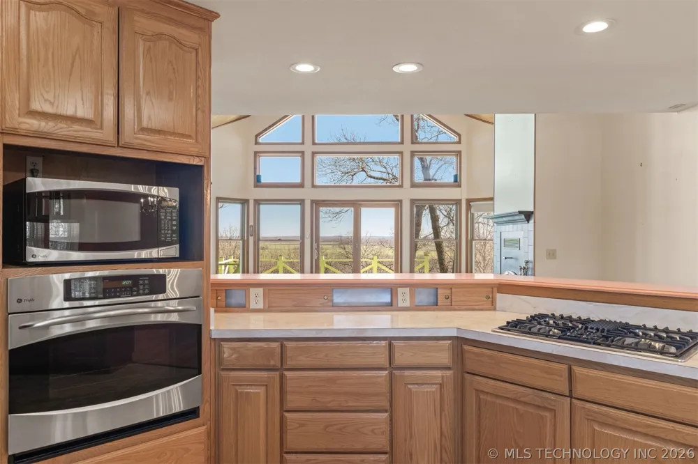 29612 E 32nd Street S Broken Arrow, OK 74014