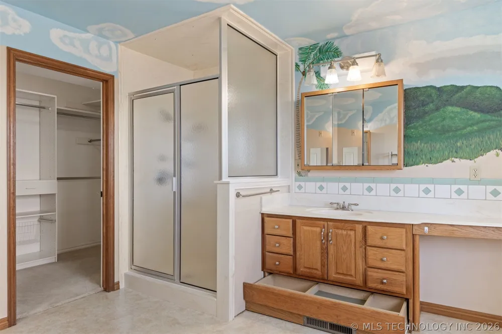 29612 E 32nd Street S Broken Arrow, OK 74014