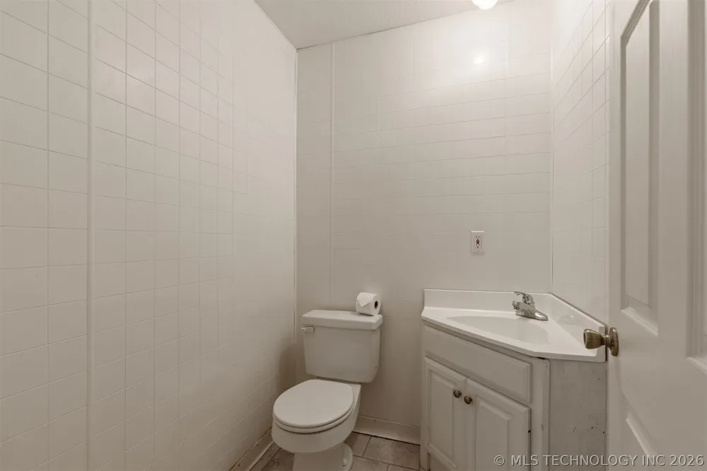 29612 E 32nd Street S Broken Arrow, OK 74014