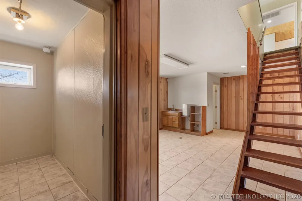 29612 E 32nd Street S Broken Arrow, OK 74014