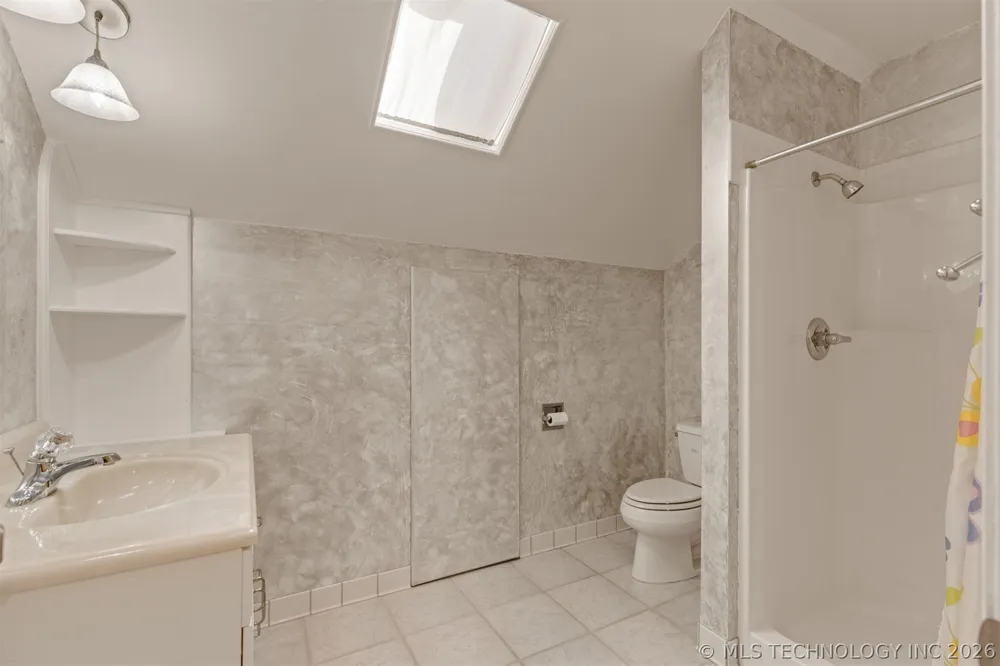 29612 E 32nd Street S Broken Arrow, OK 74014