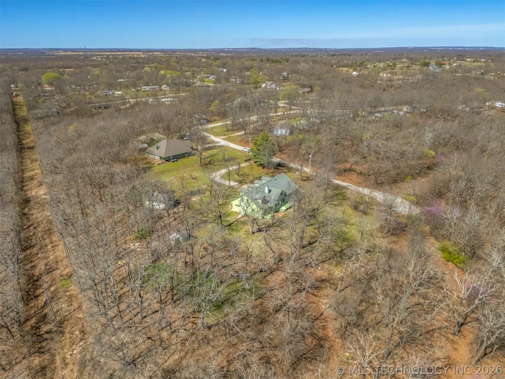 29612 E 32nd Street S Broken Arrow, OK 74014