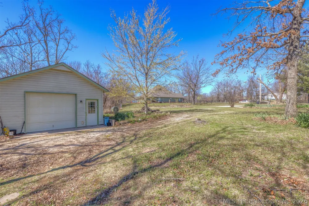 29612 E 32nd Street S Broken Arrow, OK 74014