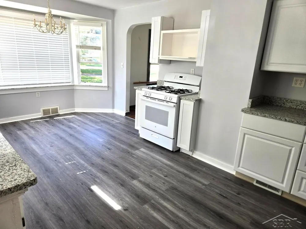 3715 Shattuck Road Saginaw Charter Township, MI 48603