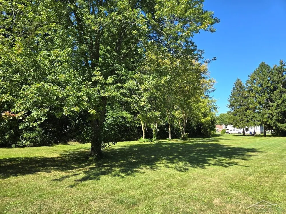 3715 Shattuck Road Saginaw Charter Township, MI 48603