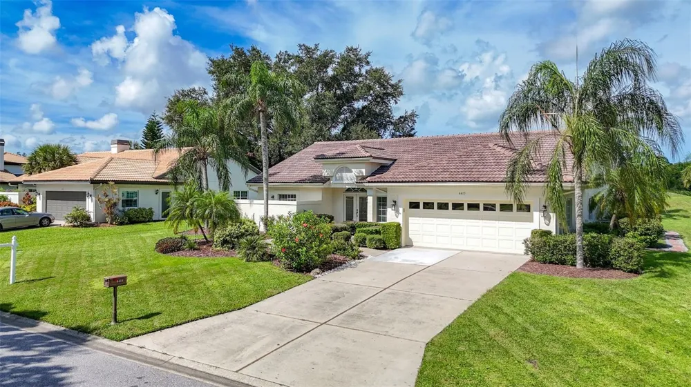 4415 HIGHLAND OAKS CIRCLE Sarasota, FL 34235
